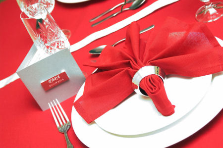 Bright Christmas table Bright Christmas table
